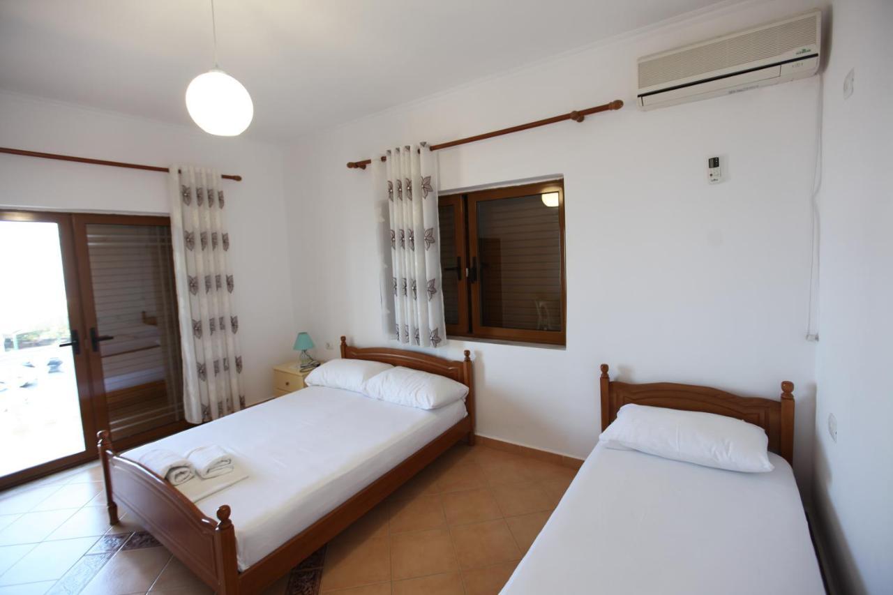 Hotel Lagjini Lukove Luaran gambar