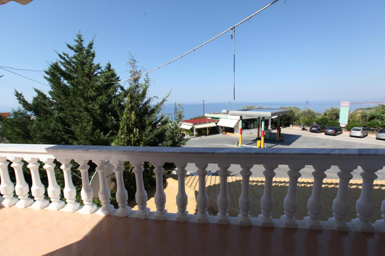 Hotel Lagjini Lukove Luaran gambar