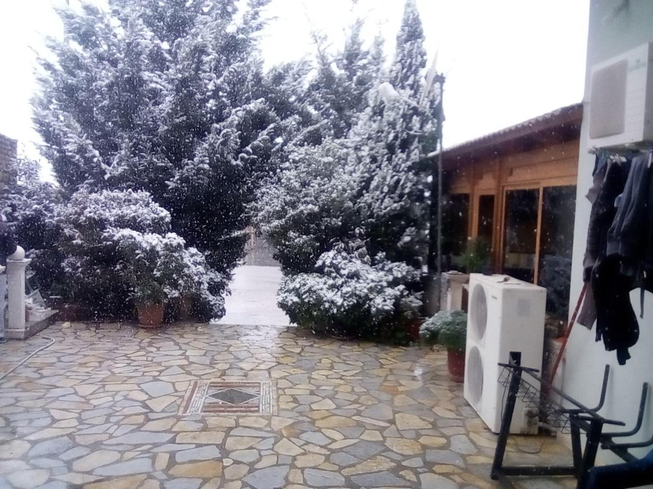 Hotel Lagjini Lukove Luaran gambar