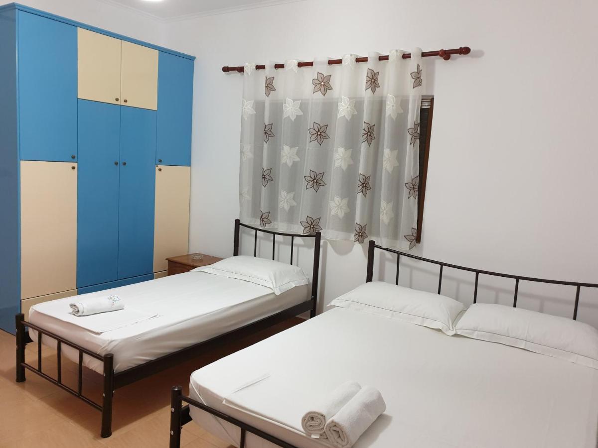 Hotel Lagjini Lukove Luaran gambar